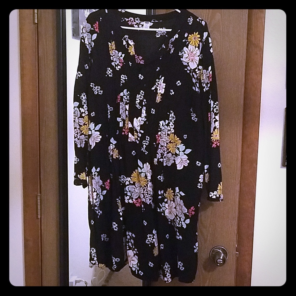 Old navy flower dress